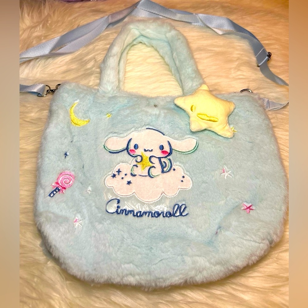 New Cinnamoroll from Hello Kitty Fuzzy Purse